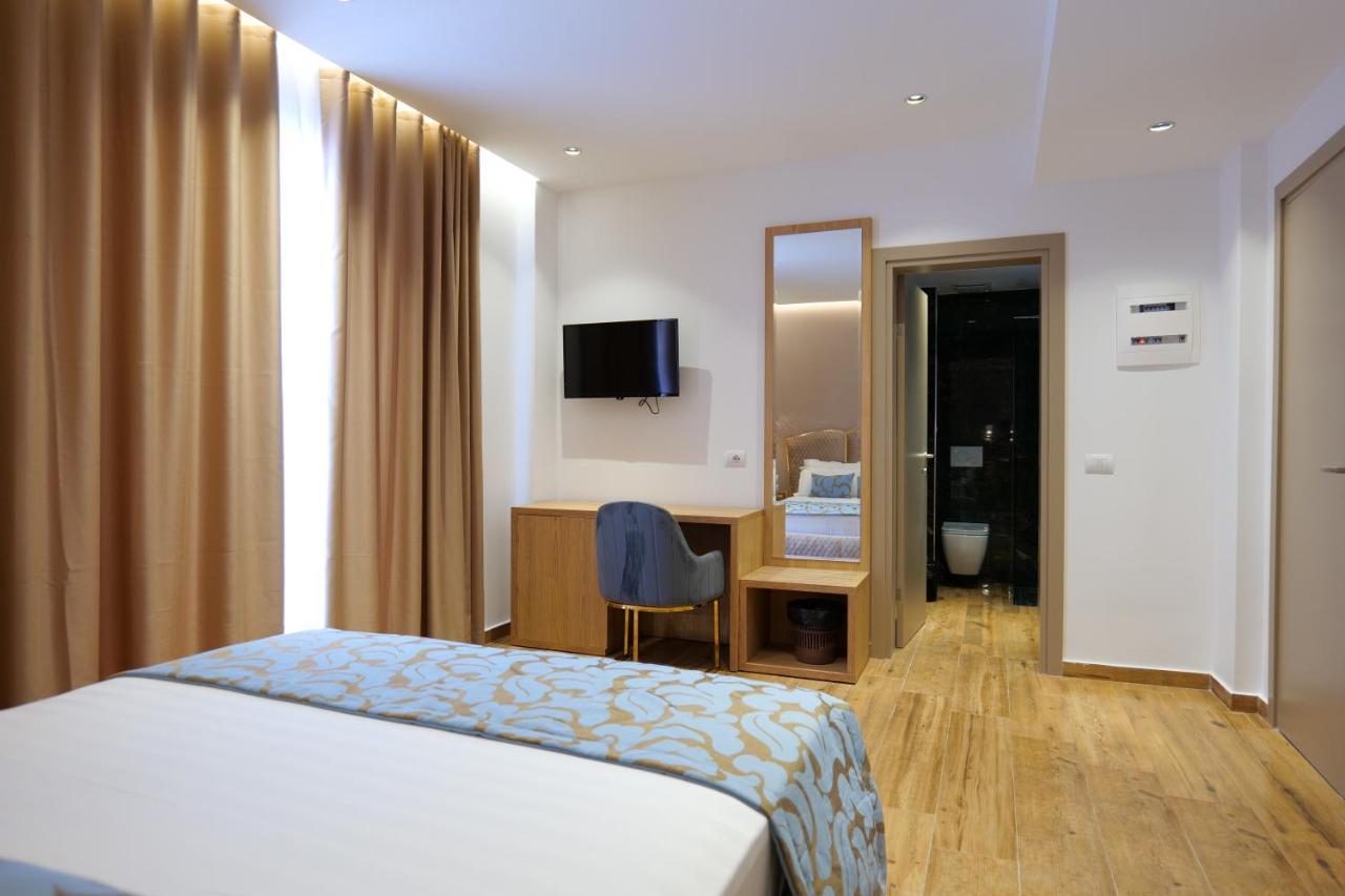 Bora Bora Hotel Ksamil Esterno foto