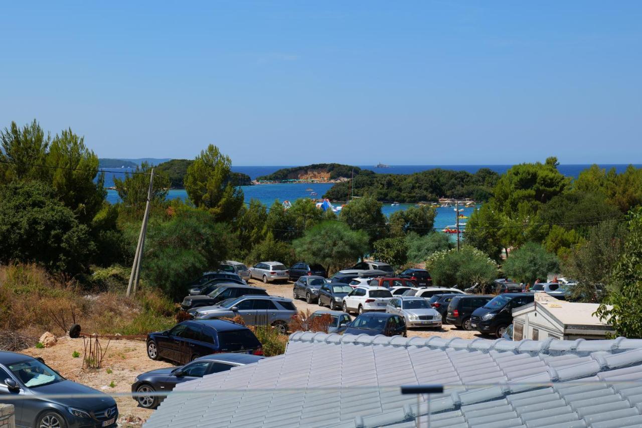 Bora Bora Hotel Ksamil Esterno foto