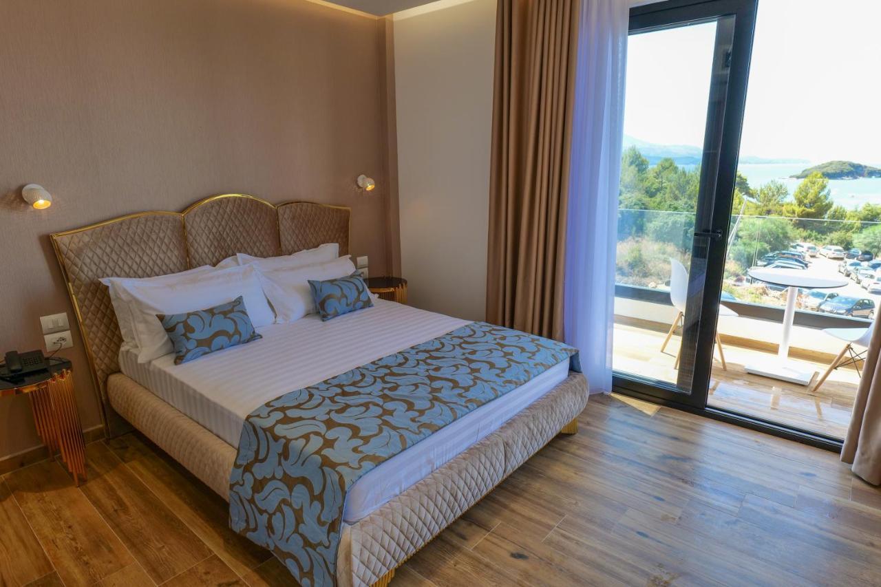 Bora Bora Hotel Ksamil Esterno foto