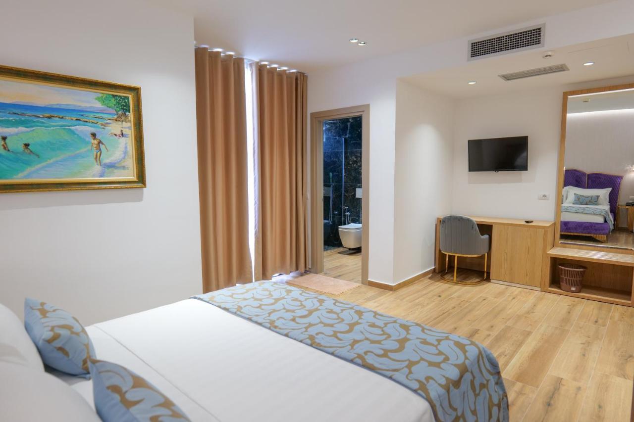 Bora Bora Hotel Ksamil Esterno foto