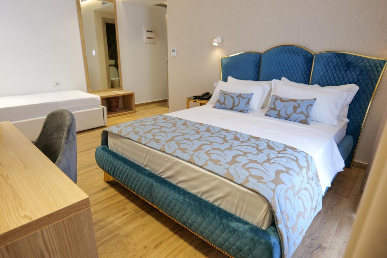 Bora Bora Hotel Ksamil Esterno foto