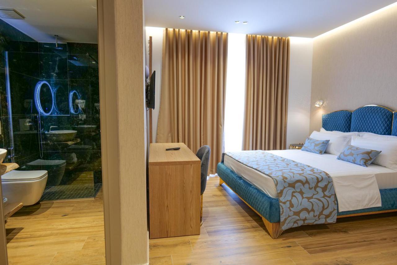 Bora Bora Hotel Ksamil Esterno foto