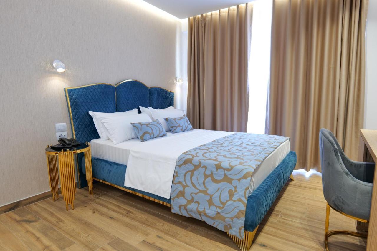 Bora Bora Hotel Ksamil Esterno foto